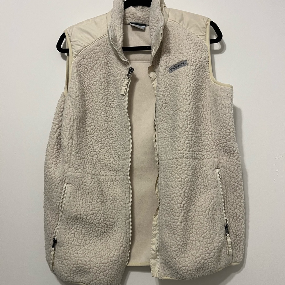 Columbia Teddy vest